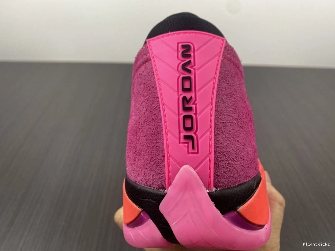 14 (W) Jordan Retro Low Pink Shocking DH4121-600 0911